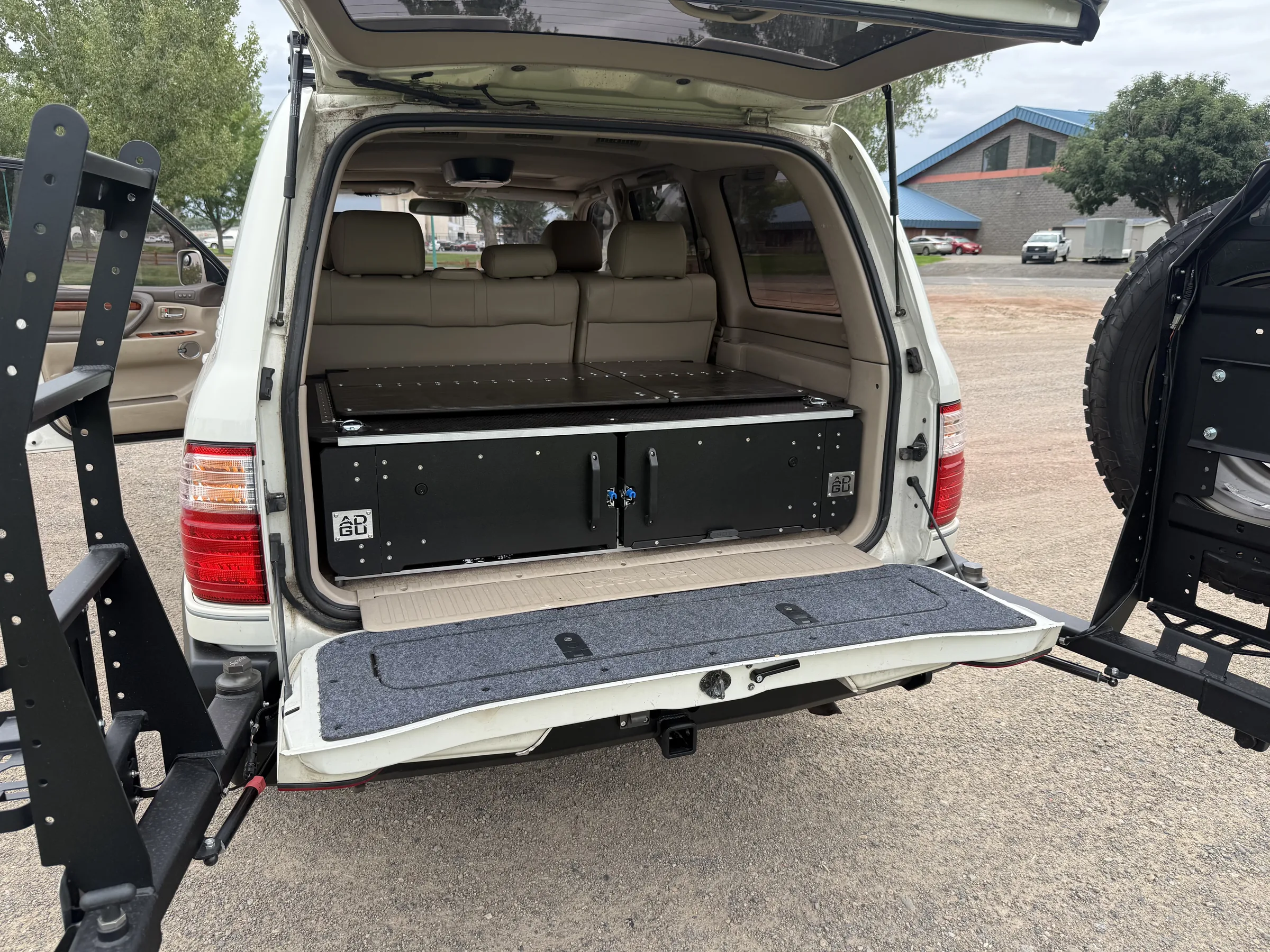 Air Down Gear Up drawer system installed in a Lexus LX470