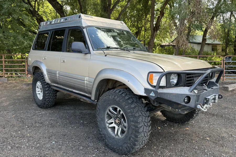 1997 Lexus LX450 Built (and used) for Off Road