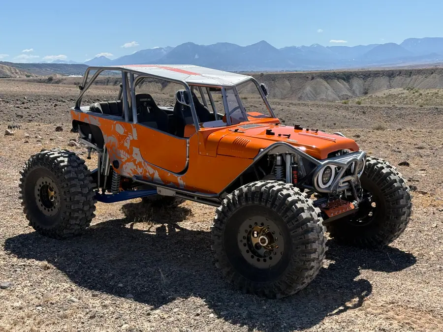 Land Cruiser inspired Rock Crawler Rock Buggy