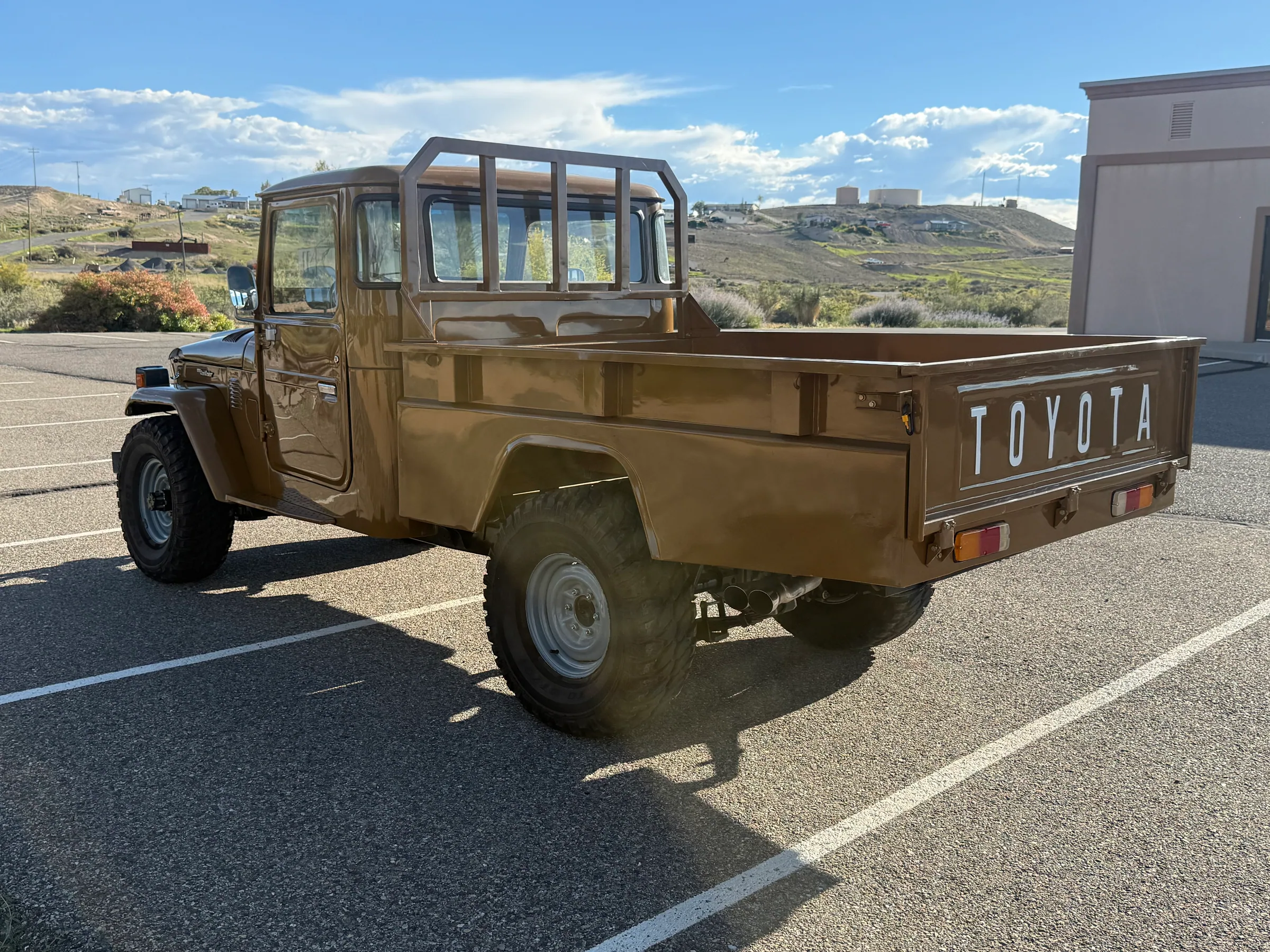 Rear driver-side view of the FJ45 pickup bed and tailgate