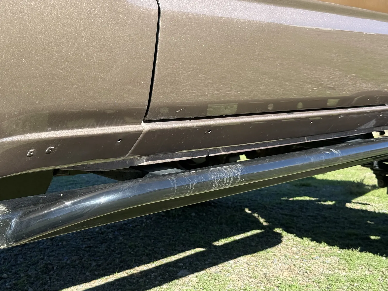 Paint and rocker trim detail on the passenger side