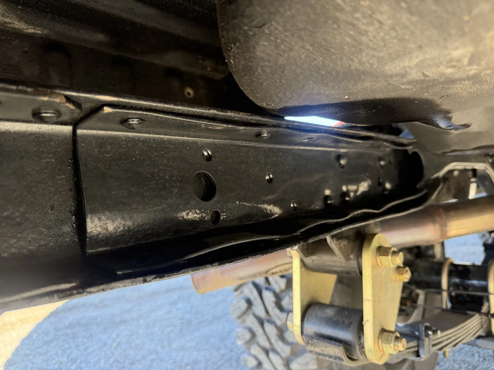 Frame and suspension fabrication beneath the FJ60