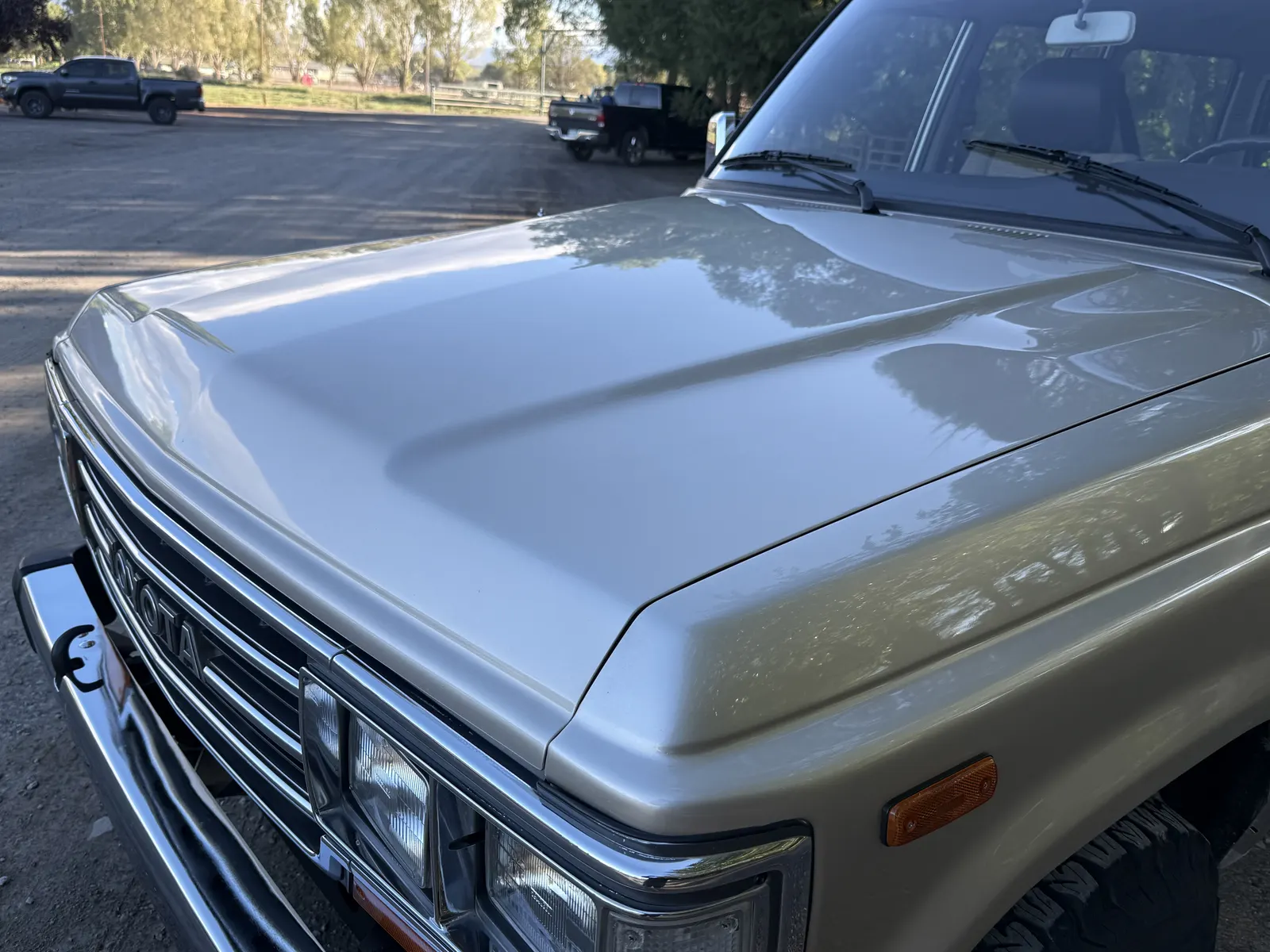 Hood and front fender finish on the 1988 FJ62 Land Cruiser
