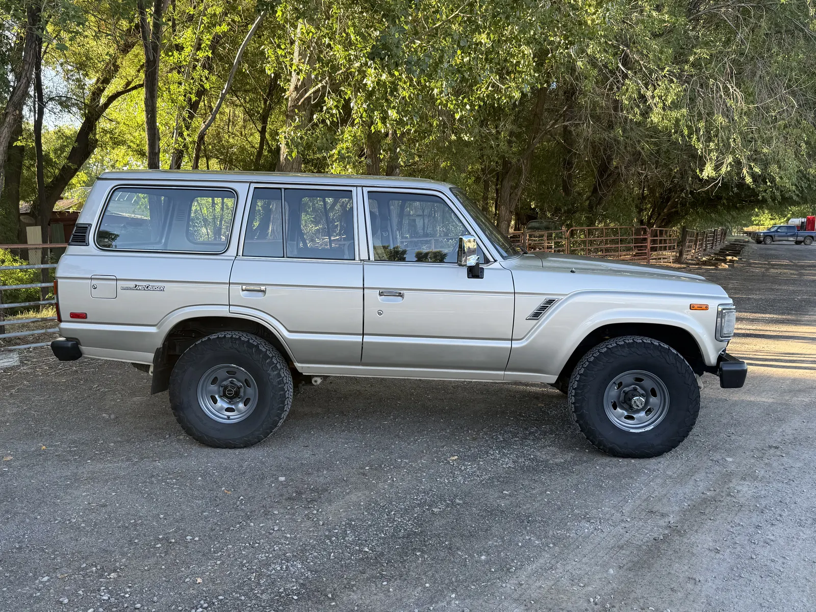 Passenger-side profile of the 1988 FJ62 turbo diesel restomod