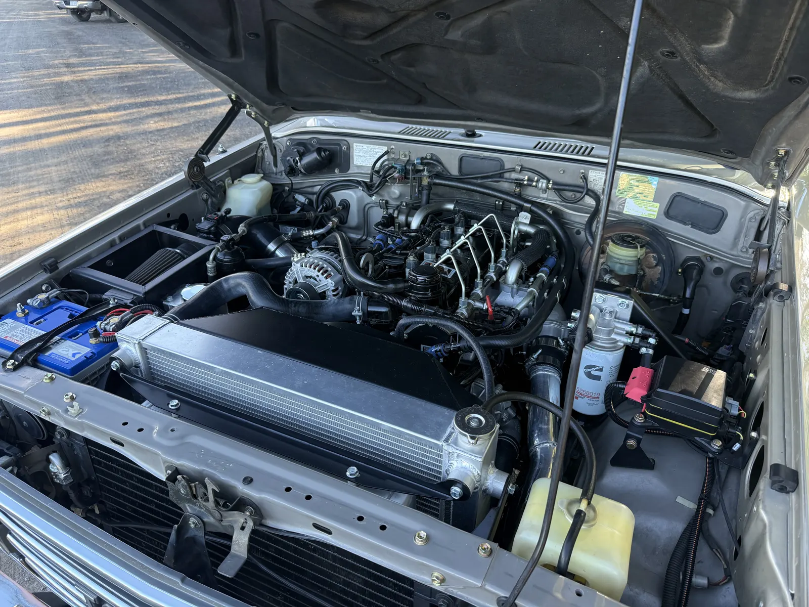 Cummins R2.8 turbo diesel engine bay in the 1988 FJ62