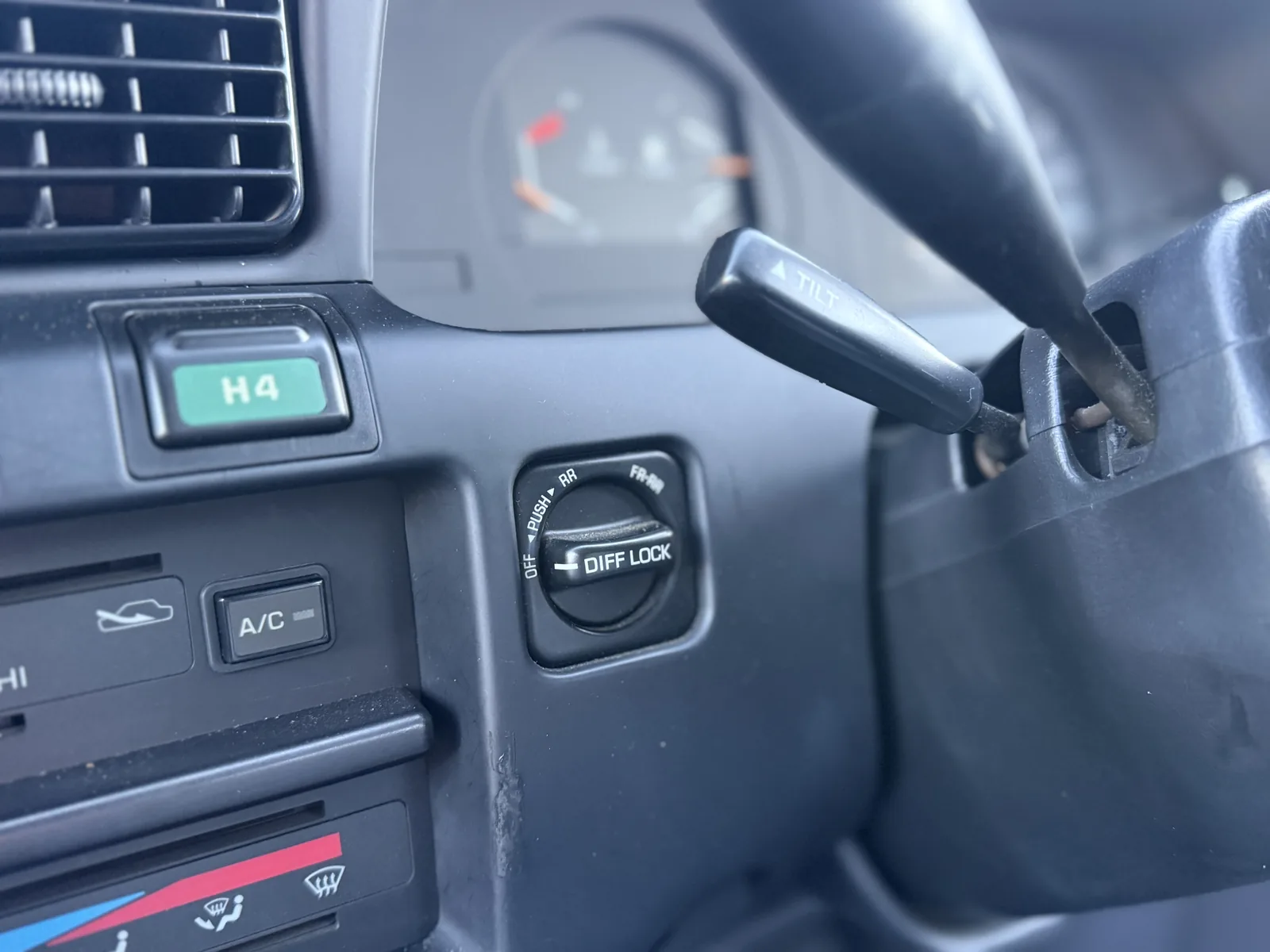 Factory differential locker and air-conditioning controls