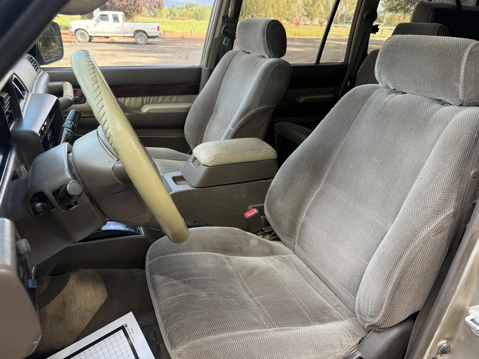 Front seats and center console of the 1997 Lexus LX450