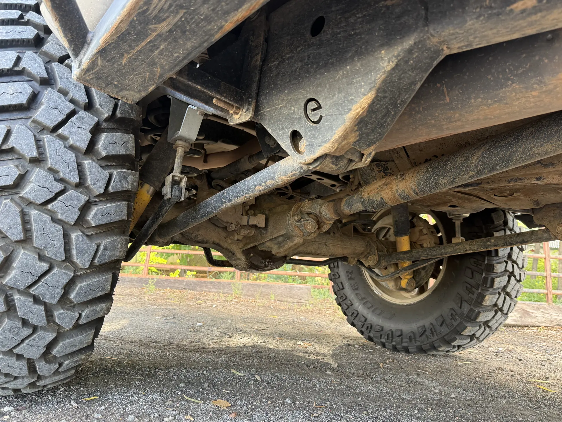 Chassis and underbody of the 1997 Lexus LX450