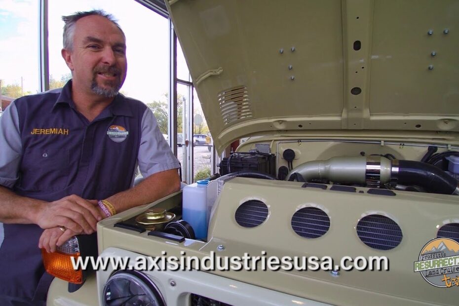 SEMA Show 2018, Battle of the Builders entries. Two fully restored FJ40 and BJ42 Land Cruisers