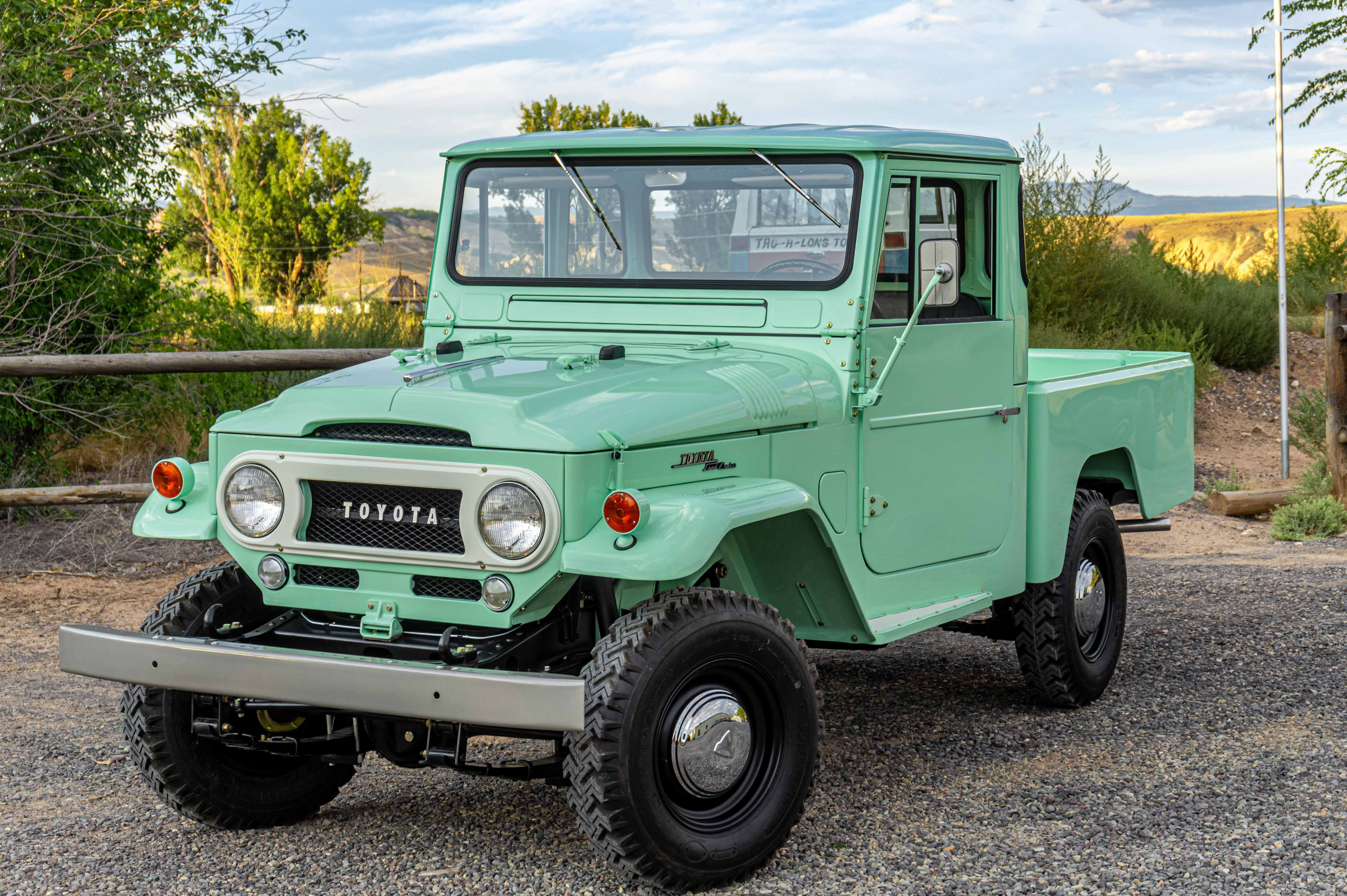 fms land cruiser