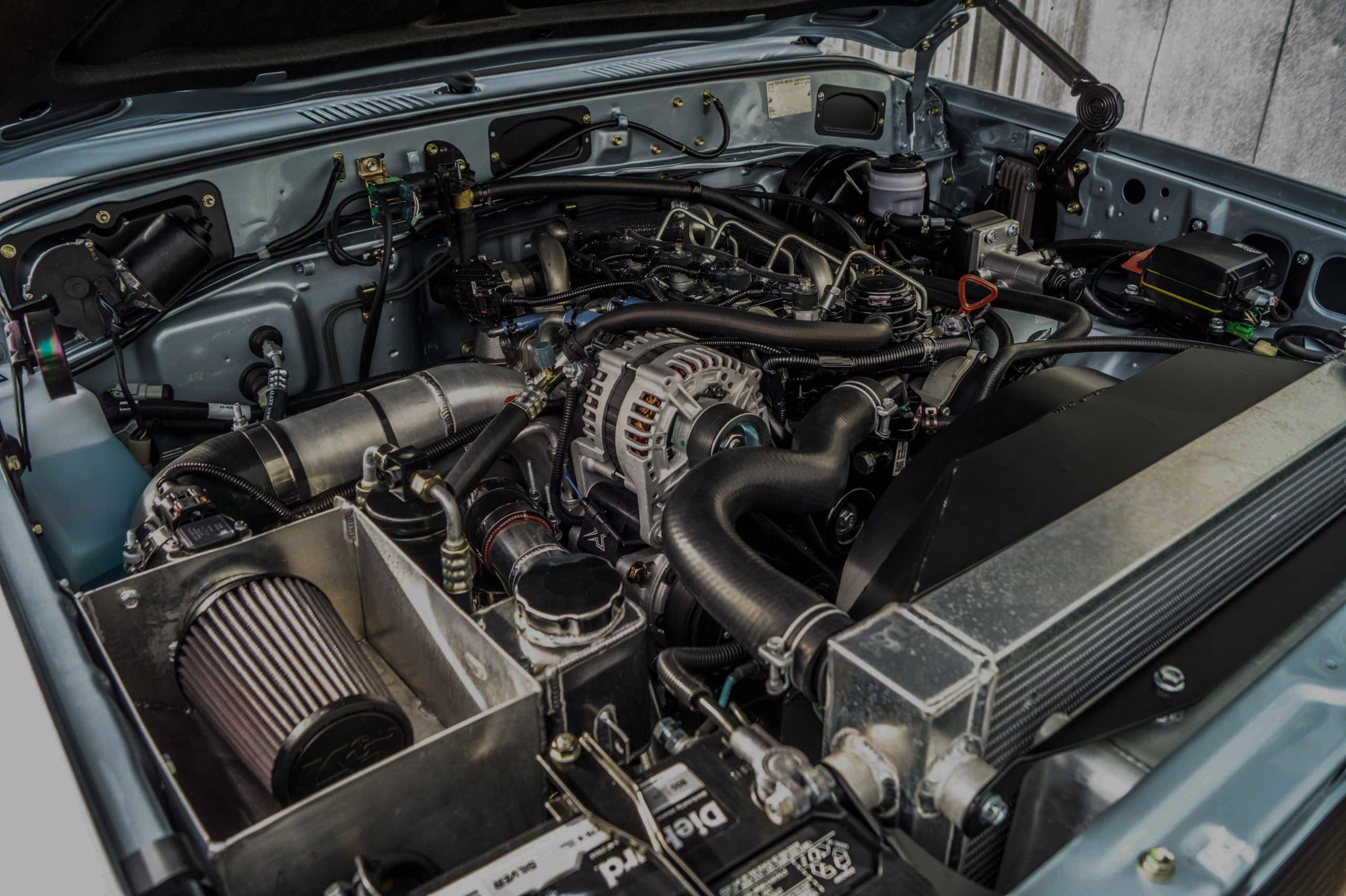 FJ60 Cummins R2.8 Turbo Diesel and 8 speed automatic transmission