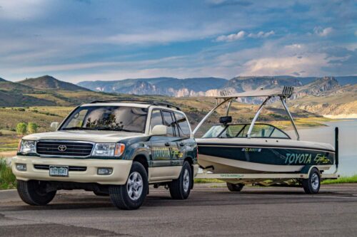 Toybota!  Matching 1999 Toyota Land Cruiser and Toyota Epic 22 Ski Boat - Image 3