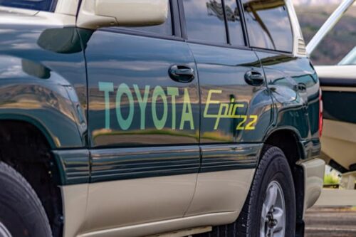 Toybota!  Matching 1999 Toyota Land Cruiser and Toyota Epic 22 Ski Boat - Image 11