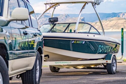 Toybota!  Matching 1999 Toyota Land Cruiser and Toyota Epic 22 Ski Boat - Image 5