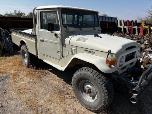 1977 FJ45 Pickup (Middle East Spec) - Image 2