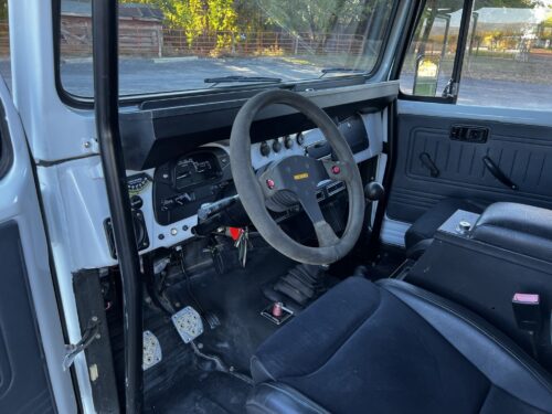 Custom FJ45 LWB Pickup - Image 17