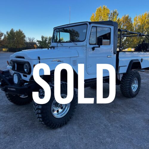 Custom FJ45 LWB Pickup
