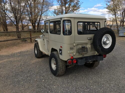 1971 FJ40 nicknamed Cyclops - Image 8