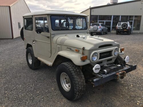 1971 FJ40 nicknamed Cyclops - Image 6