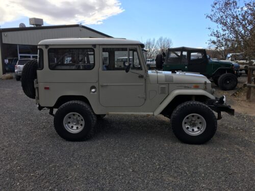 1971 FJ40 nicknamed Cyclops - Image 9