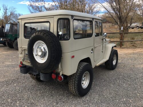 1971 FJ40 nicknamed Cyclops - Image 5