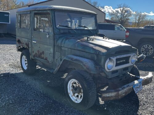 1977 FJ40 Nickname "Grusty" (Green and Rusty) - Image 3