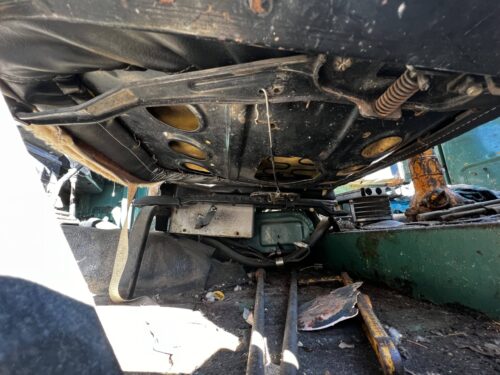 1977 FJ40 Nickname "Grusty" (Green and Rusty) - Image 22