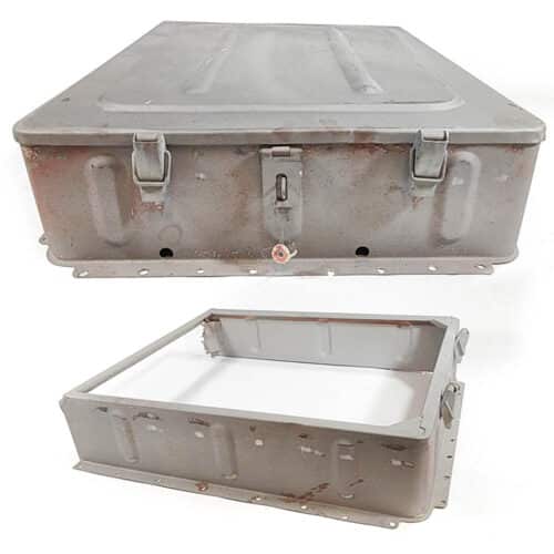 Toolbox removed from 1972 and earlier Fj40 a Proffitts Resurrection Land Cruisers