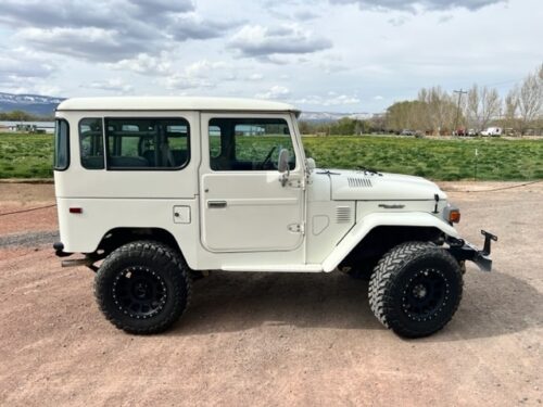 1982 Toyota Land Cruiser FJ40 - Image 9