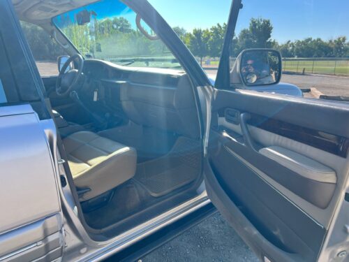 5.9L Cummins powered 80 series Land Cruiser (Lexus LX450) - Image 12