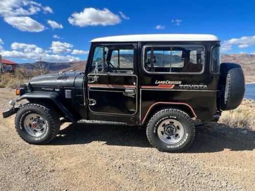 All Original One Of A Kind 1983 FJ40 LX - Image 9