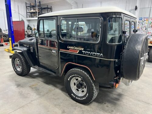 All Original One Of A Kind 1983 FJ40 LX - Image 17
