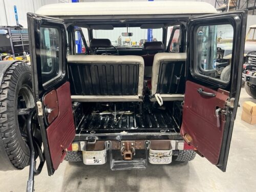 All Original One Of A Kind 1983 FJ40 LX - Image 28