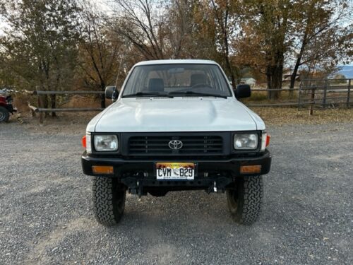 The Trifecta! 1996 Left Hand Drive Toyota HiLux Double Cab Pickup - Image 26