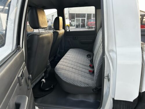 The Trifecta! 1996 Left Hand Drive Toyota HiLux Double Cab Pickup - Image 13