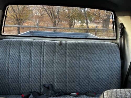 The Trifecta! 1996 Left Hand Drive Toyota HiLux Double Cab Pickup - Image 7