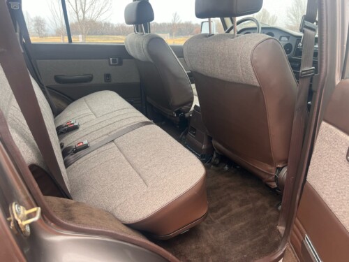 1989 FJ62 Land Cruiser, 5 speed, Low miles - Image 11