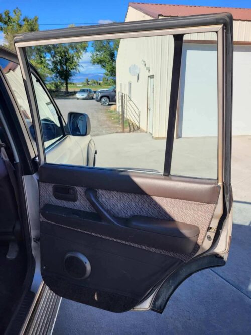 1991 FJ80 Two-Tone - Image 13