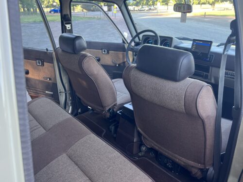 1986 FJ60 Resto-mod - Image 23