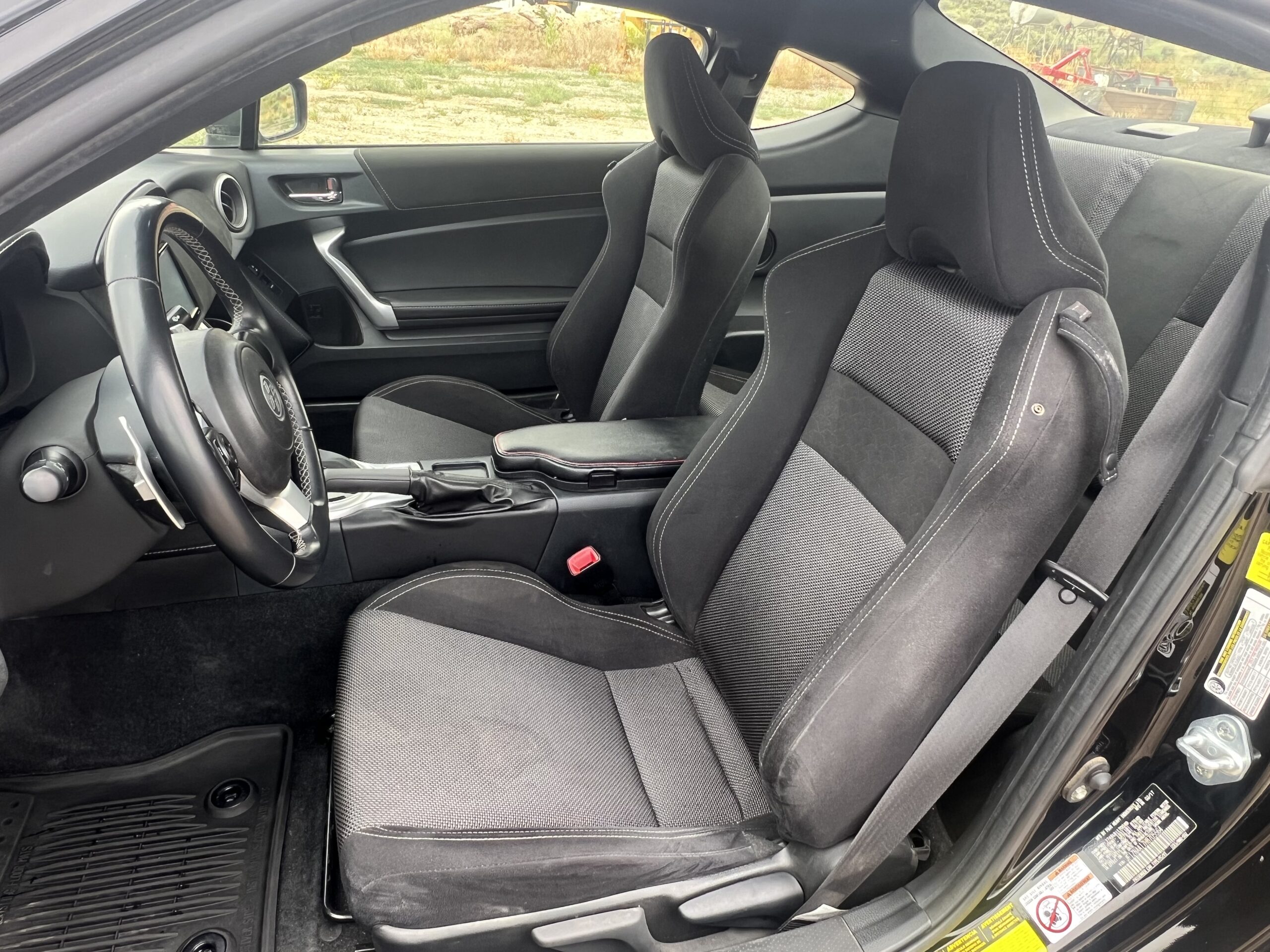 2017 Toyota 86 - Image 17