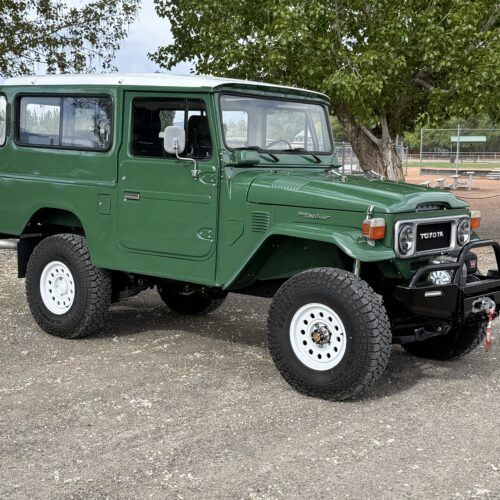 Customized 1983 Land Cruiser FJ43 LS3-Automatic