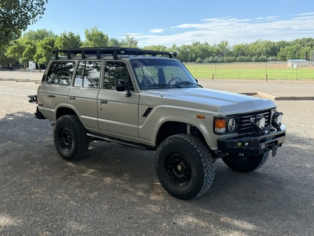 1987 FJ60 and FZJ80 restomod photograph 16