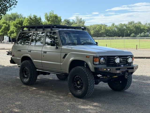 1987 FJ60 and FZJ80 restomod photograph 8