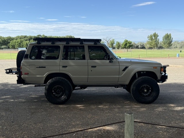1987 FJ60 and FZJ80 restomod photograph 7