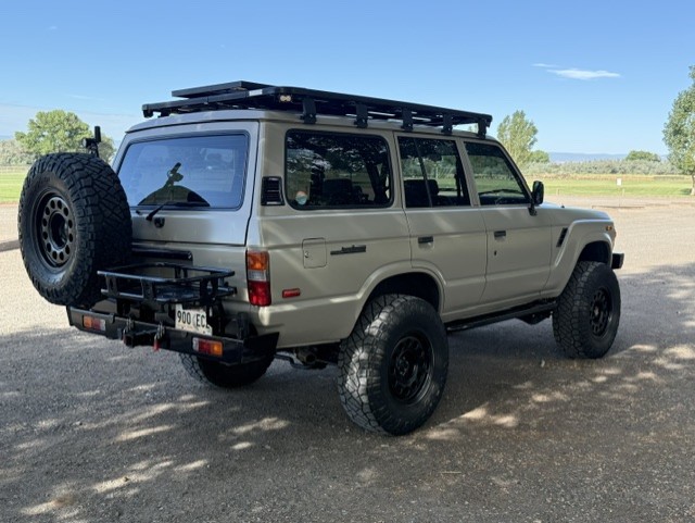 1987 FJ60 and FZJ80 restomod photograph 6