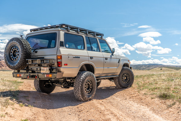 1987 FJ60 and FZJ80 restomod photograph 27