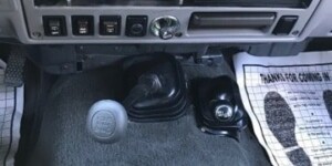 Restored FJ60 with V8 Engine conversion