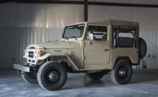 81 FJ40 Bighorn Toyota